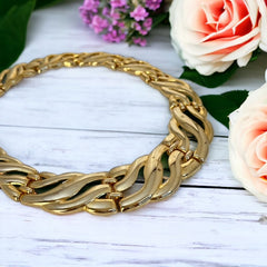 Vintage Chunky Wide Wavy Graduated Gold Tone Links Collar Necklace