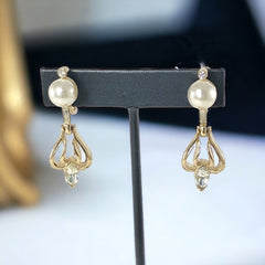 Vintage Kramer Faux Pearl & Rhinestone Gold Tone Dangle Screw Back Earrings