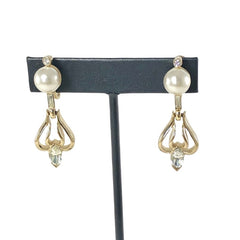 Vintage Kramer Faux Pearl & Rhinestone Gold Tone Dangle Screw Back Earrings