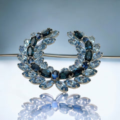 Vintage Sparkling Baby Blue & Dark Sapphire Rhinestone Laurel Wreath Brooch