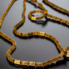 Vintage Modernist Textured Gold Tone Cylinder Bead Link Chain Necklace