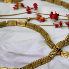 Vintage Modernist Textured Gold Tone Cylinder Bead Link Chain Necklace